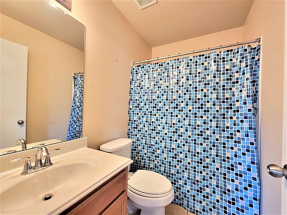 bathroom 1_05132022