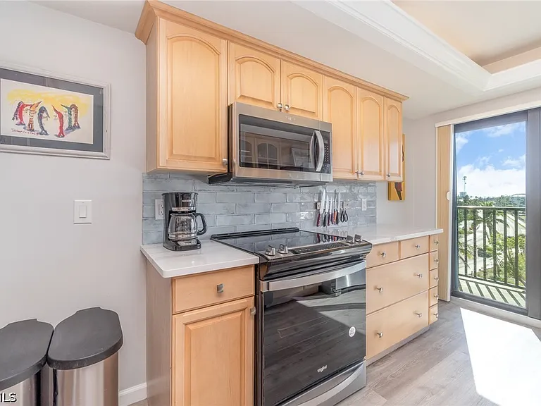 2810 Estero Blvd #511 — Photo 9