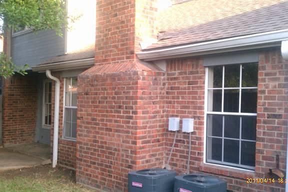 2nd image of 2929 Waterfront Dr