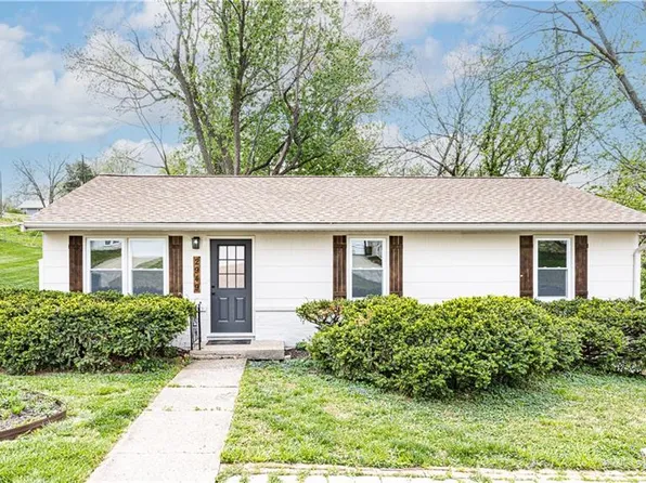 2949 NE Cates St, Kansas City, MO 64117