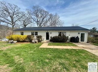 166 Mason Ct, Martinsville, VA 24112