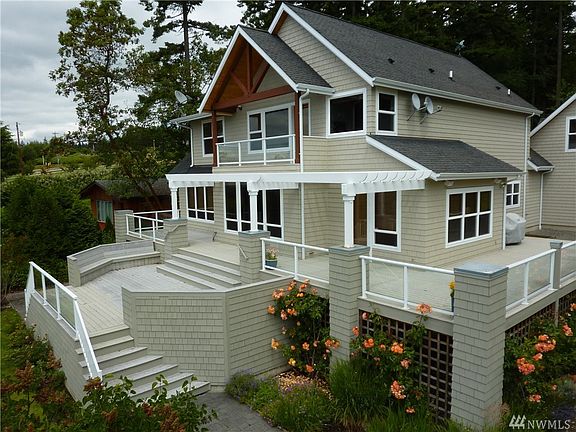 3rd image of 1570 S West Camano Dr