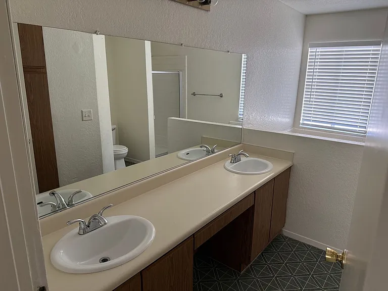 3838 Terrazzo Ave — Photo 20