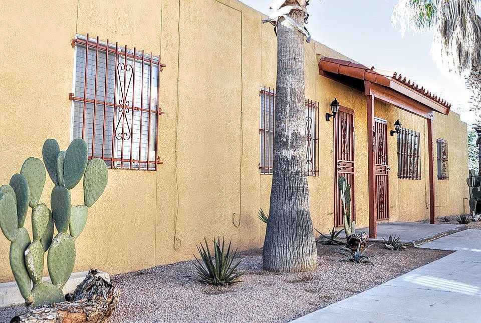 1st image of 2431 N Fontana Ave