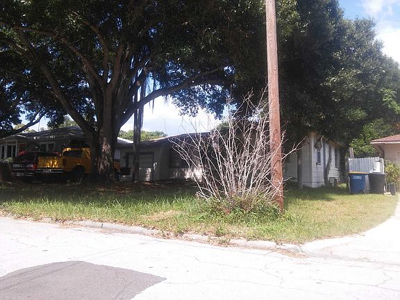 5th image of 619 Skyview Ave