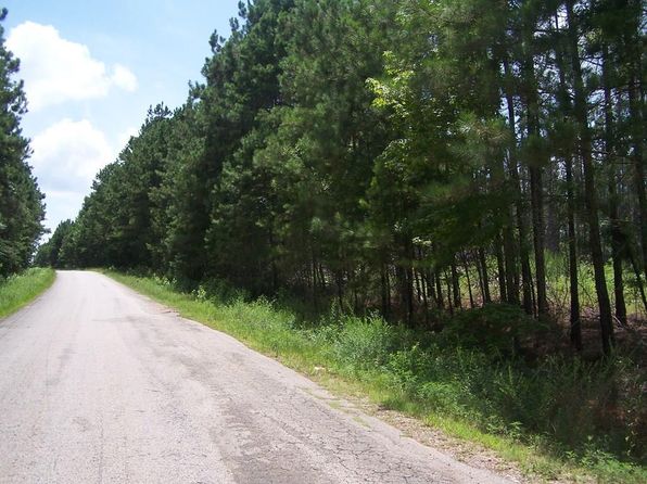 1621 Harkins Ln, Marshall, TX 75672