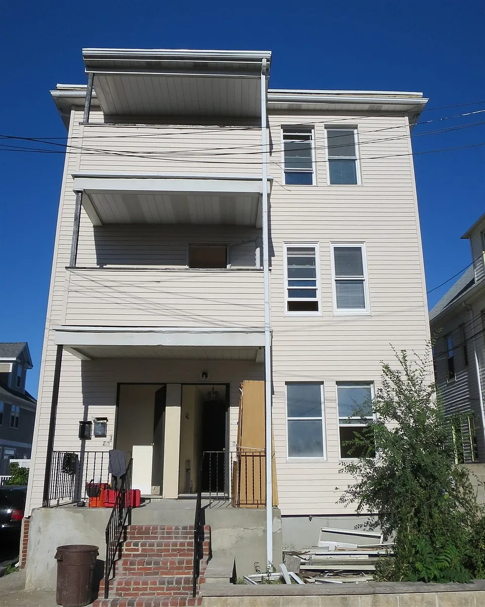 Building Photo - 21 Weitz St #1