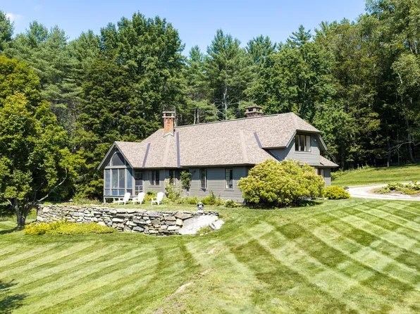451 Main Street, Londonderry, VT 05155