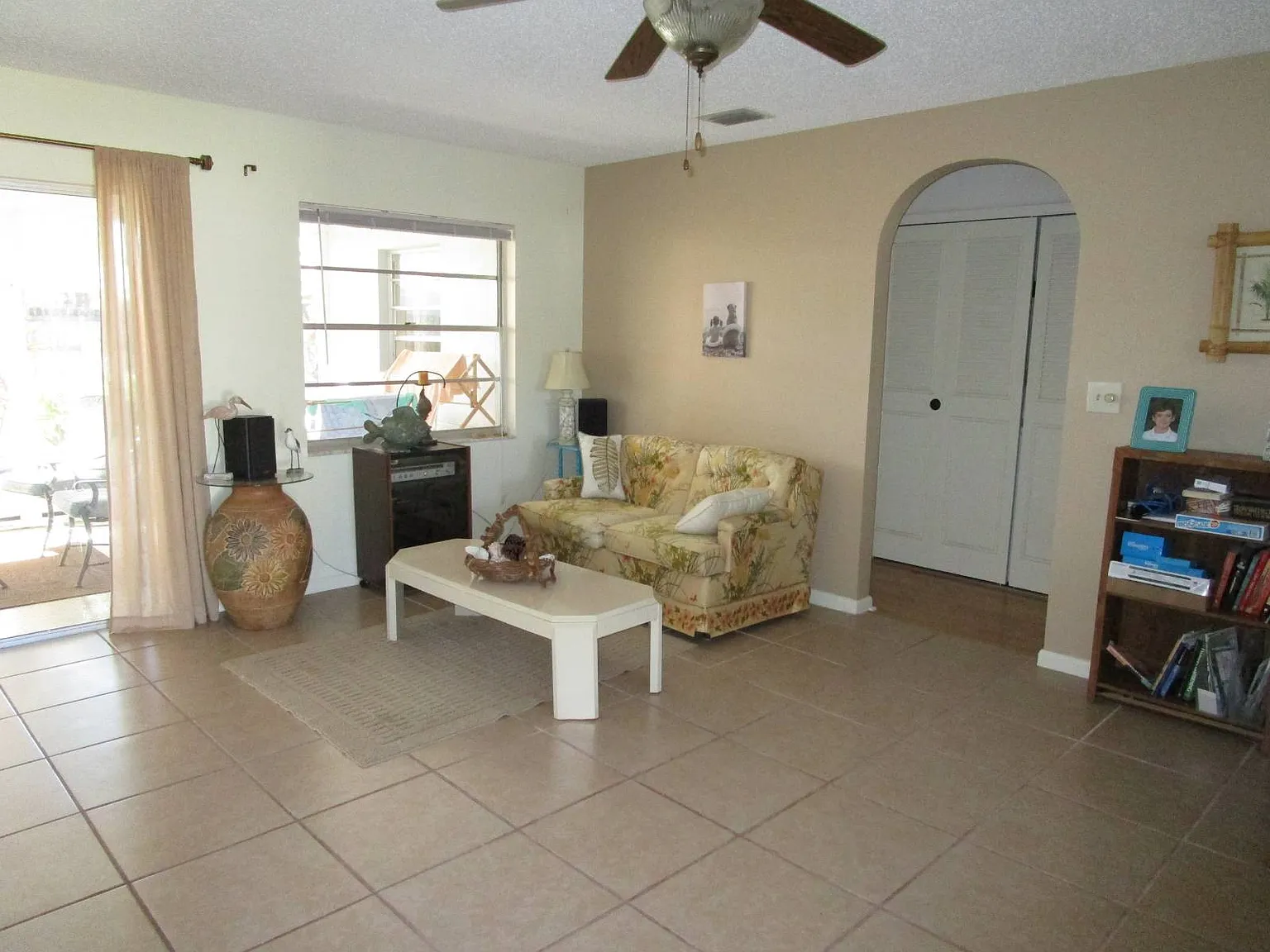2 bed, 2.0 bath, 1427 sqft, $1,800 — Photo 3