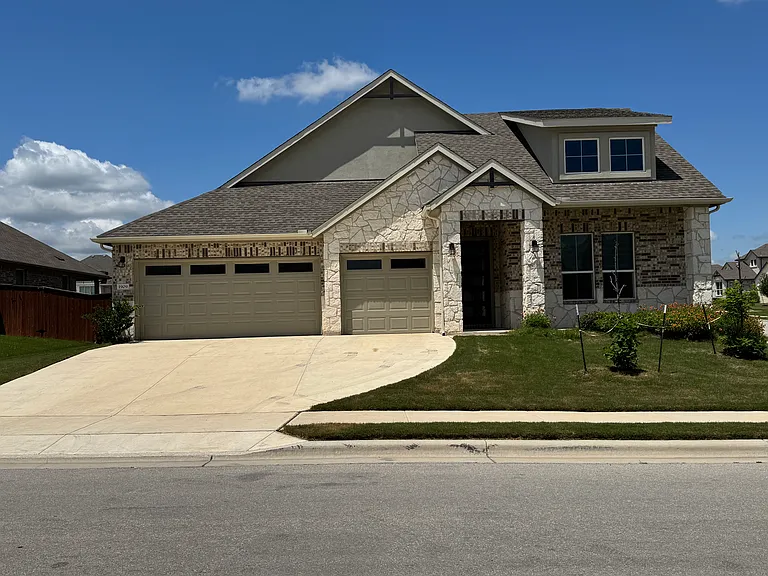 1909 Ridge Runner Dr — Photo 2