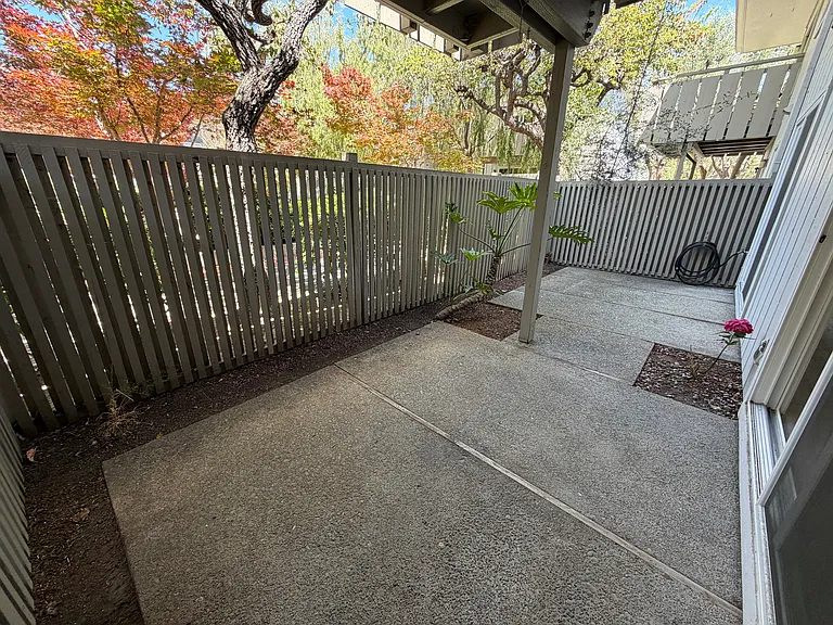 255 S Rengstorff Ave #165 — Photo 8