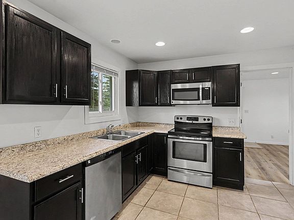 5th image of 5130 Venoy Rd