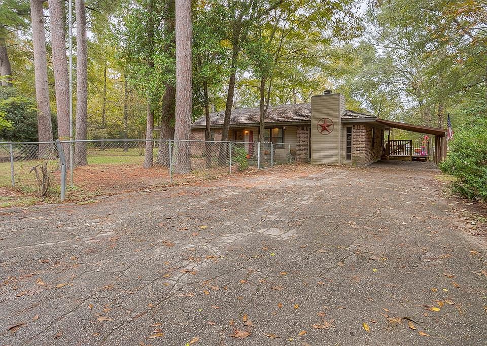 1st image of 45 Dogwood Dr