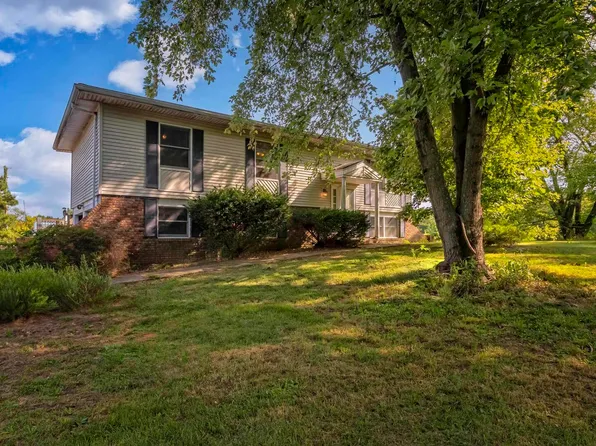630 Duty Ln, Cobden, IL 62920