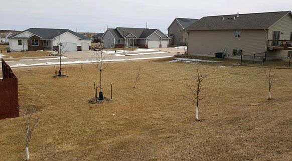 2nd image of 521 Ridgeview Dr