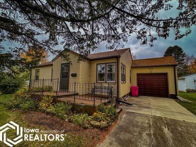 515 6th St SW, Hampton, IA, 50441