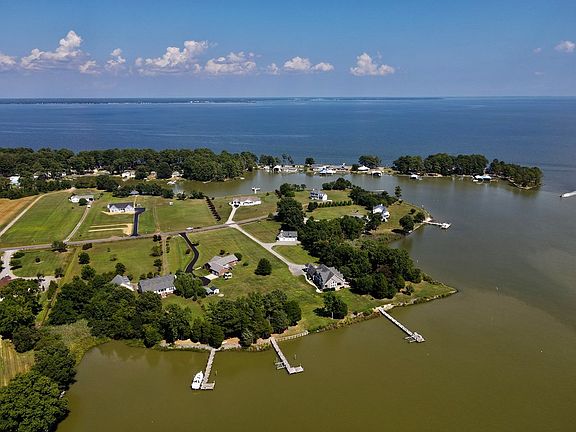 4th image of 574 Safe Harbor Lndg