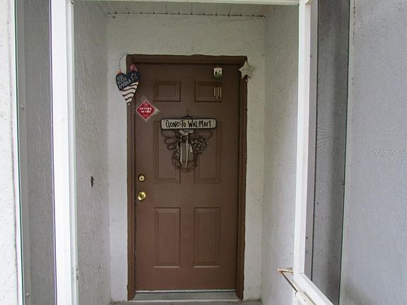 2nd image of 22530 Newfield Ct