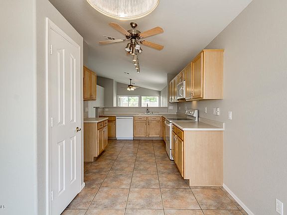 4th image of 9703 E Kiva Ave