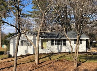 2155 Pawnee Dr SE, Marietta, GA 30067