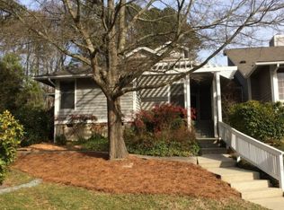 320 Kirkwood Dr, Chapel Hill, NC 27514