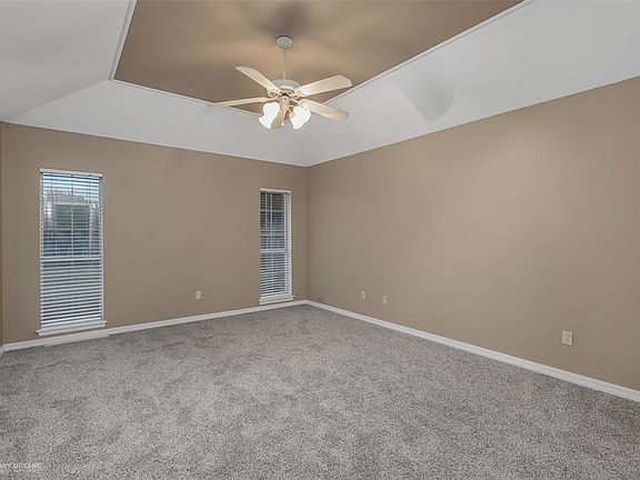 4th image of 2209 Washburn Way