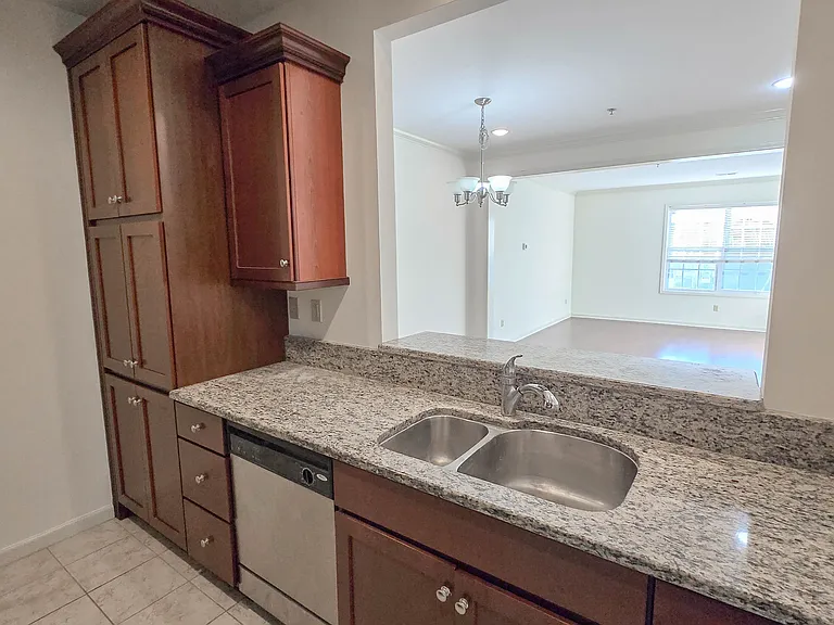117 Canter Ct — Photo 7
