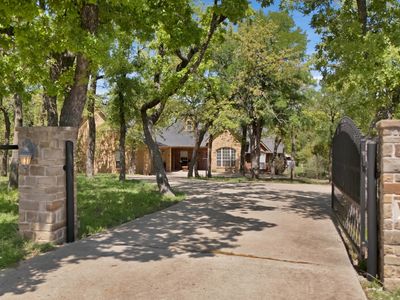 700 Cougar Rd, Lipan, TX, 76462