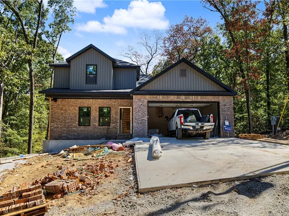 4 Bedlington Ln, Bella Vista, AR 72714