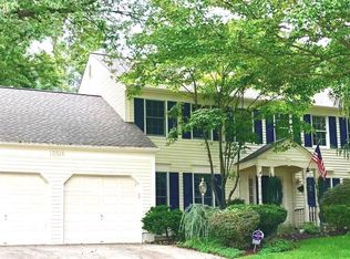 15518 Ridgecrest Dr, Dumfries, VA 22025