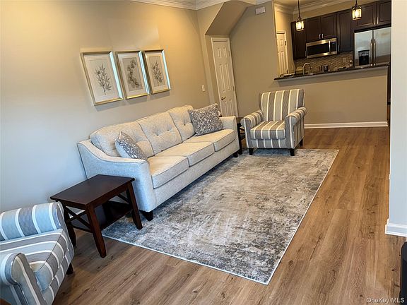 3rd image of 404 Lennox Drive #404