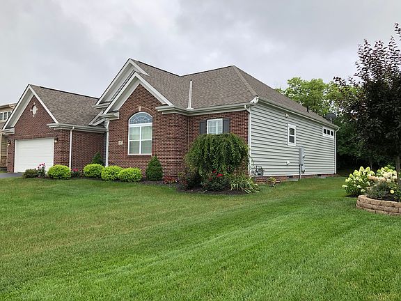 4th image of 1557 Fairway Dr