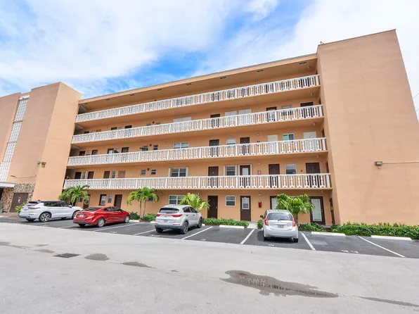 219 NE 14th Avenue #107, Hallandale Beach, FL 33009