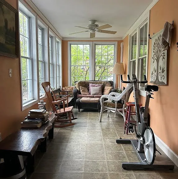 208 Prospect St — Photo 11