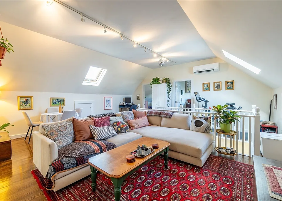 137 North St #3