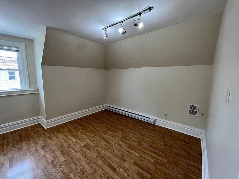 620 Summerlea St #3 — Photo 9