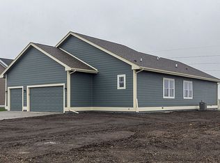 706 SW Magazine Rd, Ankeny, IA 50023