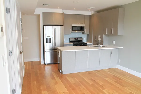 Rented by Belvedere Bridge Realty, LLC | media 37