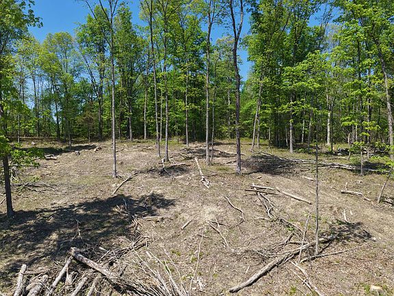 5th image of 7653 Garrity Rd