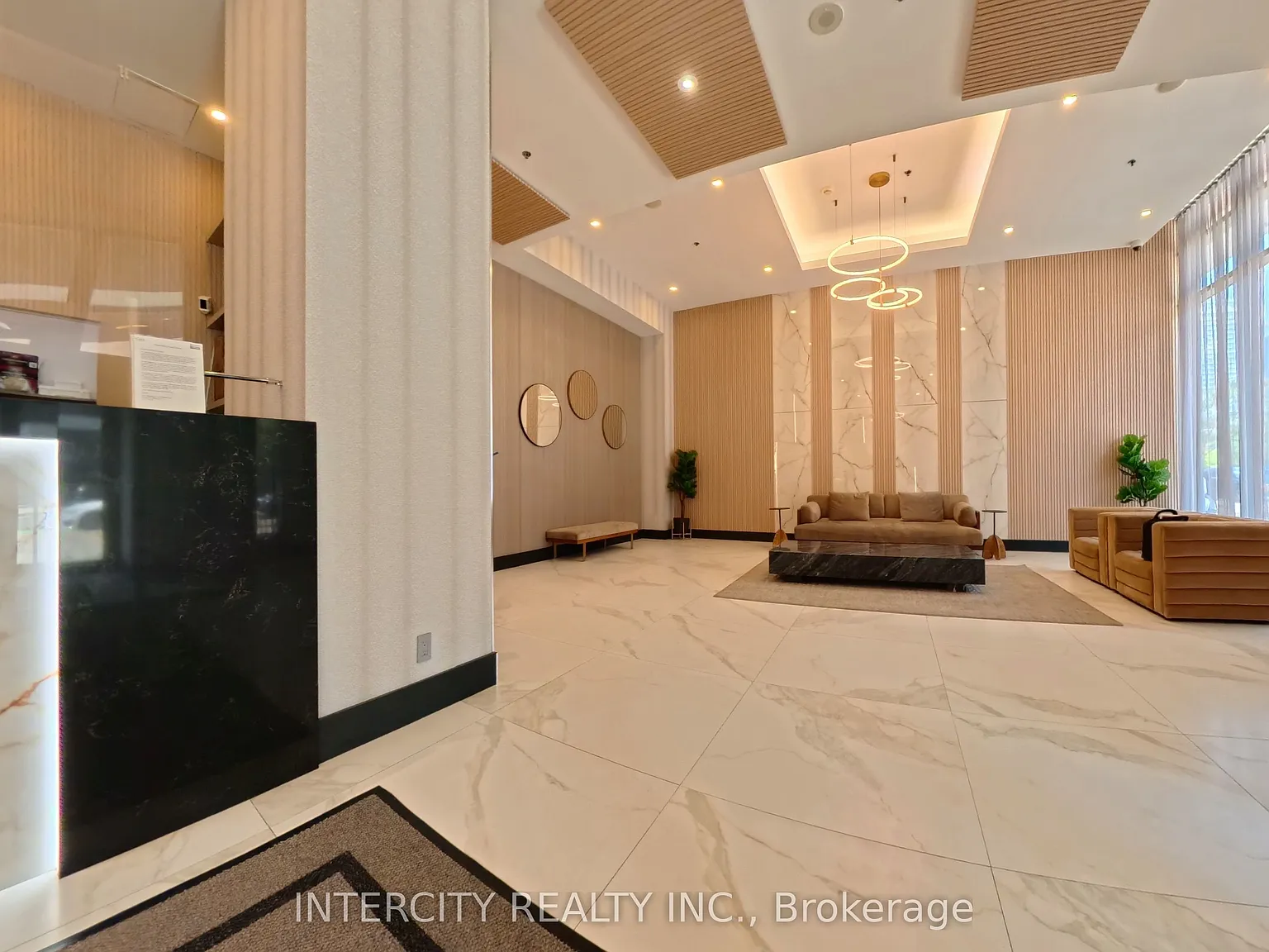 2 bed, $2,650 — Photo 1