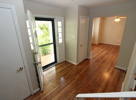 4th image of 153 Woodshade Dr