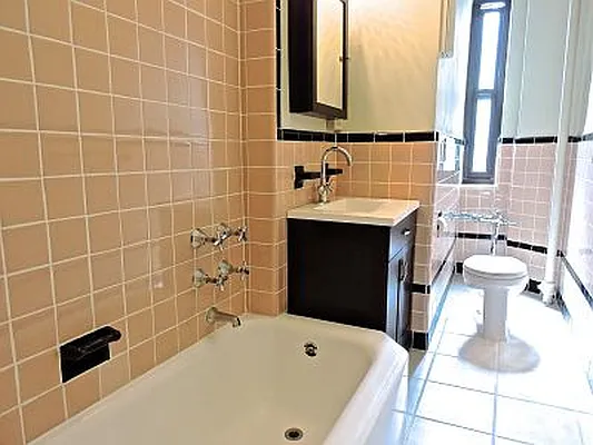 Rented by Engel & Völkers New York City | media 11