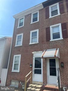 353 W Market St, West Chester, PA, 19382