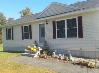 13 Apple Blossom Ln, Dayton, ME 04005