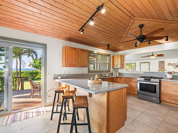 5th image of 2944 Kalua Koi Rd