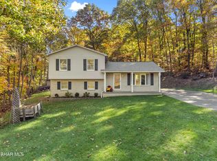 103 Scenic Knoll Dr, Hollidaysburg, PA 16648