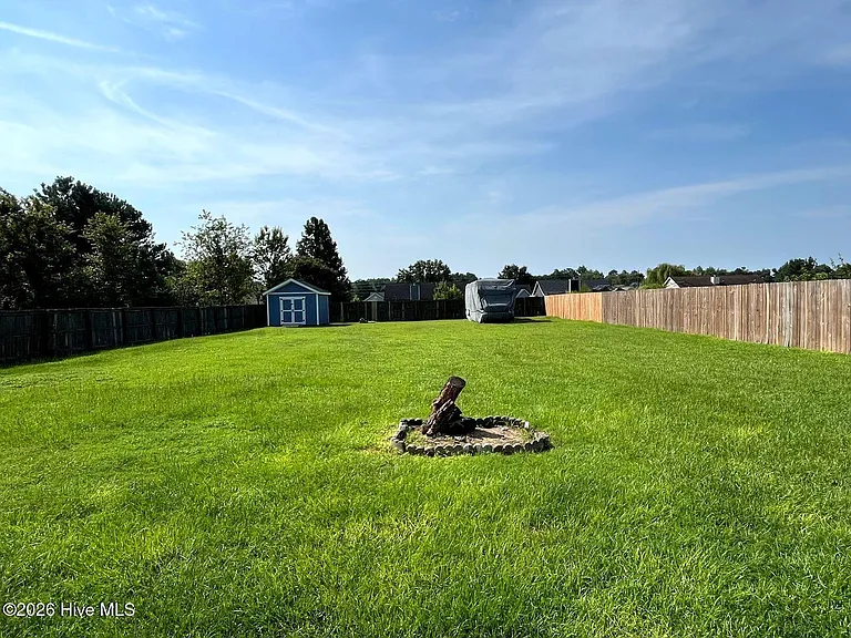 108 Chapel Hill Dr — Photo 26