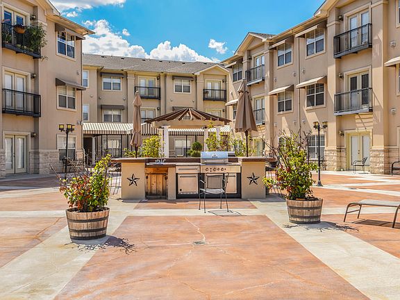 5th image of 3102 Kings Rd APT 2304
