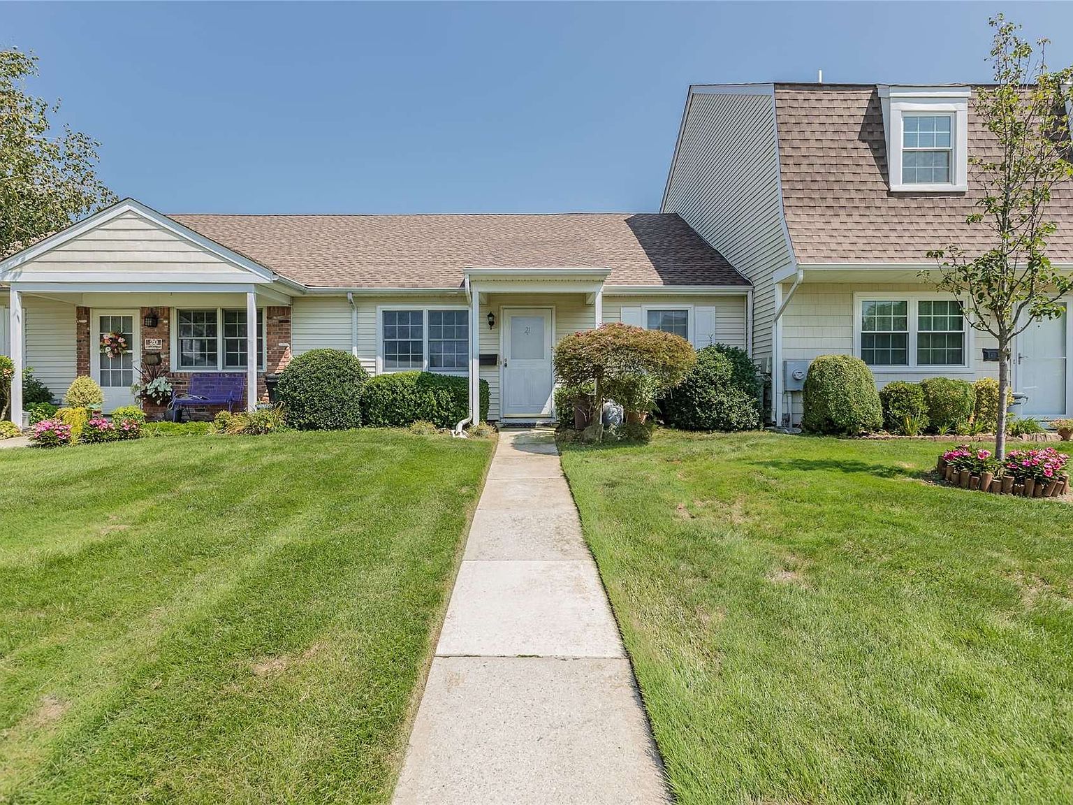 21 Meadow Court UNIT 21, Huntington Station, NY 11746 Zillow
