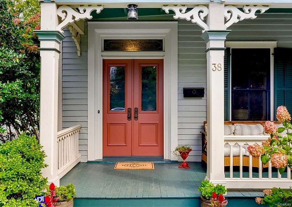 1st image of 38 Gesner Ave